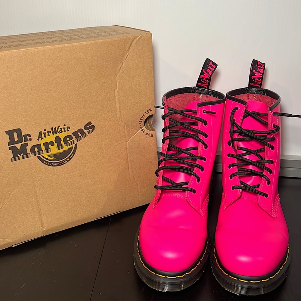 Dr. Martens Clash Pink 1460 Womens sz 11